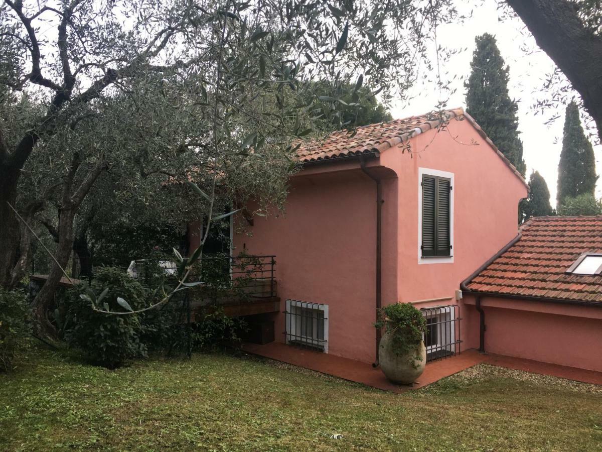 La Casa Di Fedra Imperia Exterior foto