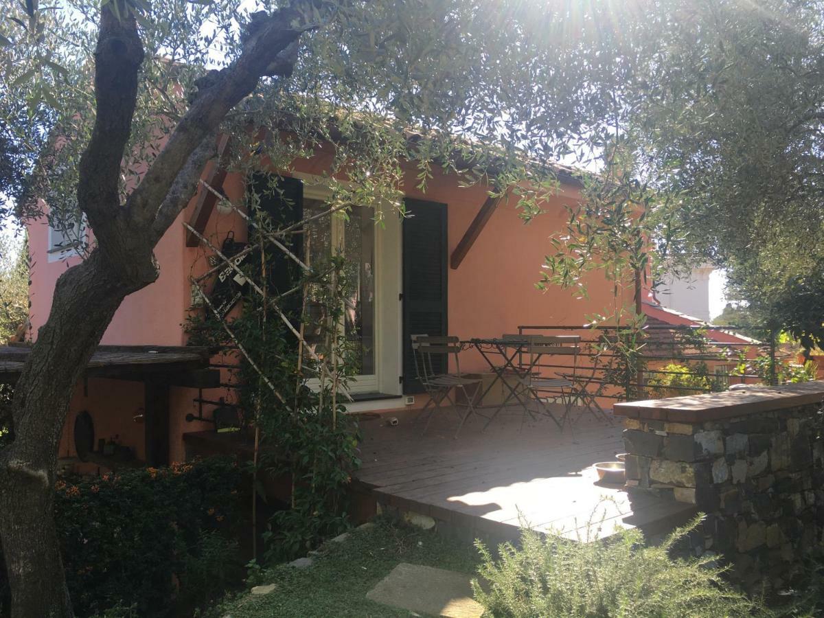 La Casa Di Fedra Imperia Exterior foto